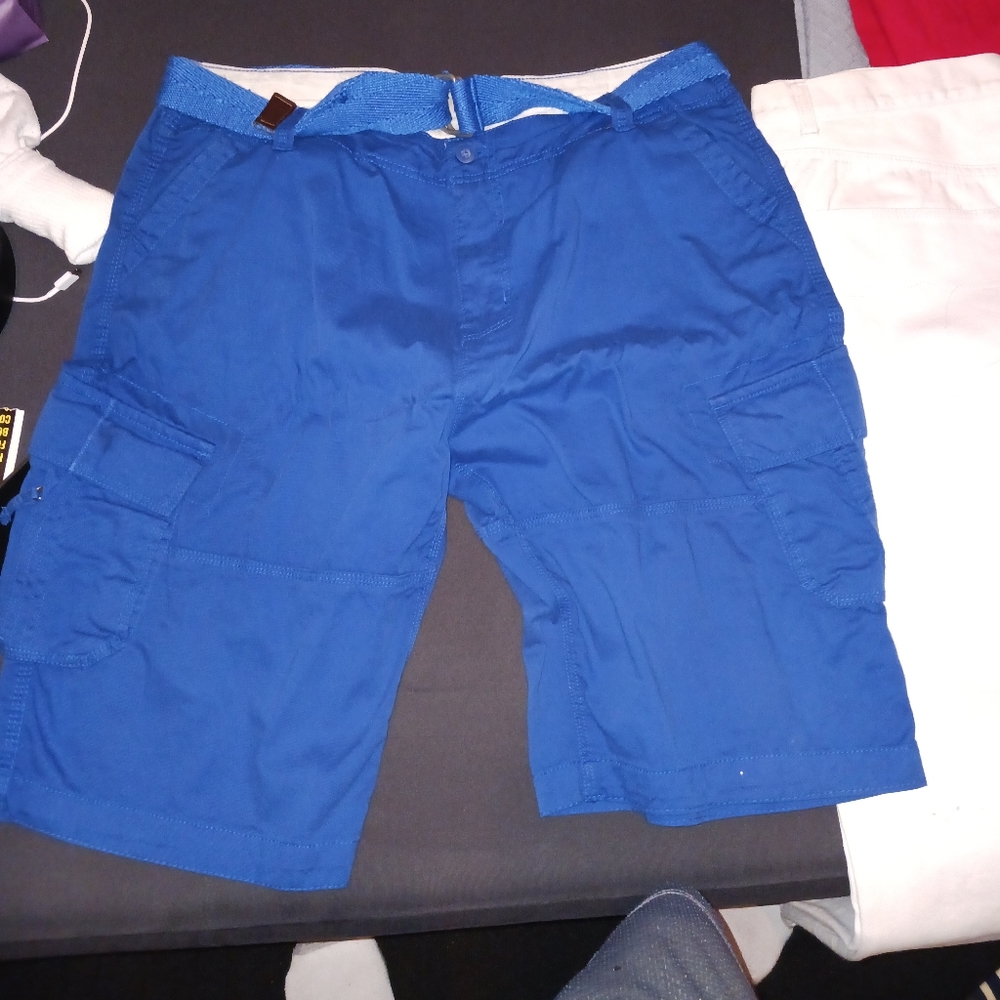 Blue short